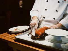 酥香嫩烤鸭-四季民福烤鸭店(外滩外白渡桥店)