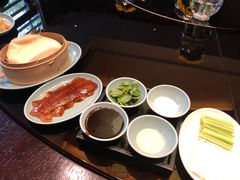 老式果木烤鸭-西安凯悦酒店·湖畔中餐厅