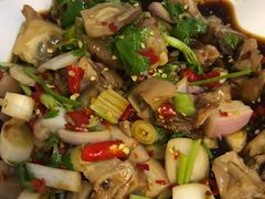 酸爽蹄花-二孃鸡爪爪(东郊记忆店)