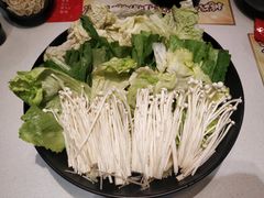 蔬菜拼盘-辣家私厨火锅·龙虾(开发区店)