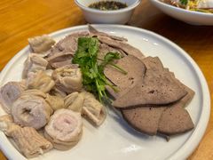 -侬佳蒸菜馆(听潮店)