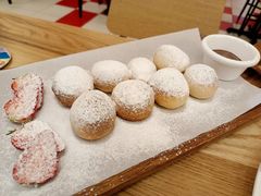 -城市大道红炉披萨烘焙坊