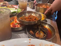 -草家酱蟹炭火烤肉店(珲春南路一店)