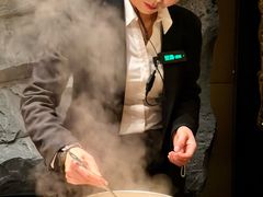 -蟹犇前•帝王蟹雪蟹(陆家嘴店)