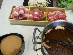 -呷哺呷哺 黄金牧场 (中发百旺店)