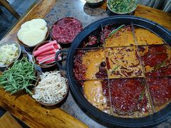 -正南齊北重庆老火锅(光华村直营店)