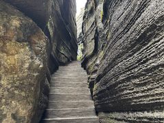 -梭布垭石林景区