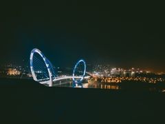 -南京眼步行桥