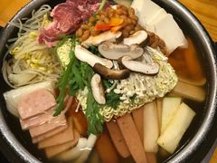 部队火锅-咕咕站韩国料理(紫金港店)
