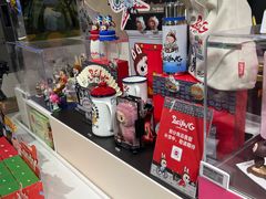 -泡泡玛特POPMART(侨福芳草地店)