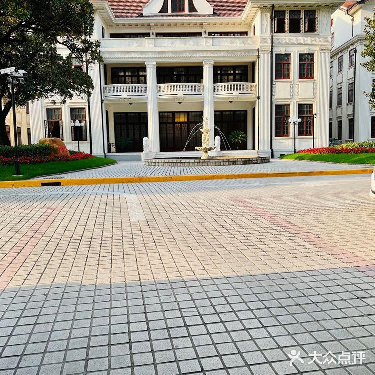 百年法式建筑/康定花园