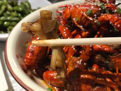老武汉油焖大虾-霄汉牛三鲜湖北砂锅菜(万松园2店)