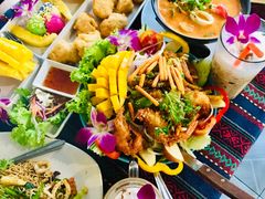 芒果糯米饭-Tikky Cafe