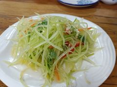 -溢心园香河肉饼总店