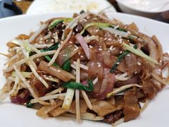 干炒牛河-熠盛粤味·顺德桑拿鸡(永康路店)