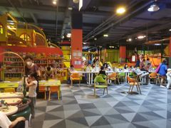 -宝燕海货工场(长江国际店)