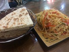 锡伯大饼-萨宁音登锡伯风味餐厅(一楼店)