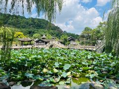 -灵岩山风景区
