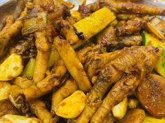 -江城燕子大排档(江汉路步行街店)