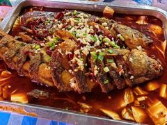 -老街烧烤大排档·地道湖北菜·龙虾馆(汉口火车站店)