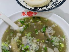 -秦香陕西食府(华贸天地店)