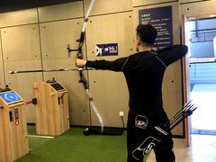 -莱茵体育生活馆