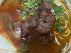 -金杨拉面王小吃面馆·牛三宝面·红烧牛肉粉