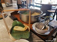 -禄婶鸡煲·打边炉