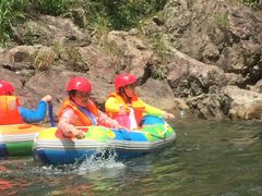 -安吉龙王山峡谷漂流