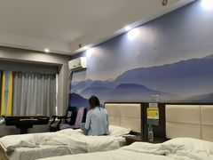 -简洛澜山酒店(武汉光谷步行街店)