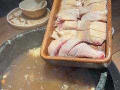 -蘑界·野生菌火锅(深业上城店)