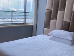 -Zsmart智尚酒店(上海城隍庙老西门地铁站店)