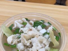 -牛师傅广式药膳牛骨汤美食(江南西店)