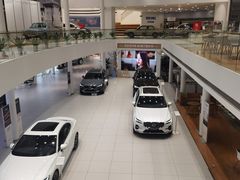 -杭州中沃沃尔沃4S店(滨江区店)