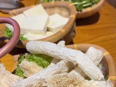-民食香·腊排骨野生菌美食(木府店)