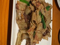 -莲餐厅·湖北菜·潜江小龙虾店(愚园路店)