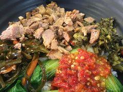 香辣猪肘饭-鹅堂·荣昌卤鹅(九重锦美食城店)