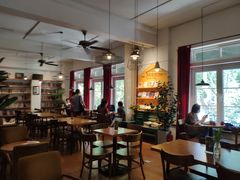大堂-雕刻时光咖啡馆(师大路店)