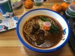 红烧牛肉面-海昌极光餐厅