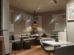 -潮一不贰·法式甜品·生日蛋糕·西式简餐(外滩店)