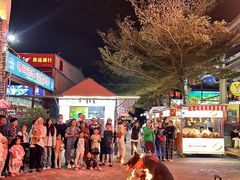 -三亚火车头万人海鲜广场