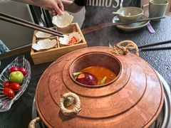 -菌自由丨野生菌火锅特色庭院餐厅(丽江古城店)