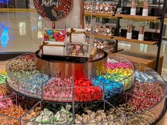 -Laderach 莱德拉(上海环贸iapm店)