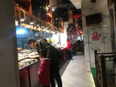 -万重锦·人文川菜馆(骡马市店)