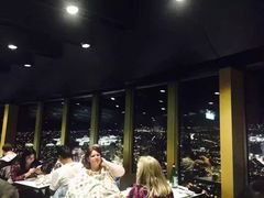 -悉尼塔旋转餐厅