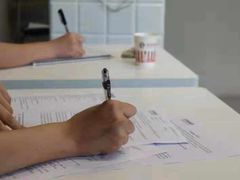 -引领英语·成人口语·雅思托福