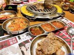 -青瓦炭韩潮烤肉(花园道店)
