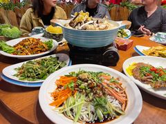 -老滇山寨•云南特色菜•地方菜•民族风情歌舞表演(金碧店)