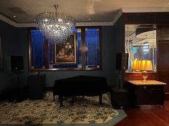 -龙虾酒吧扒房(宁波香格里拉店)