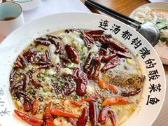 招牌酸菜鲈鱼-宋小谨·望乡(湖东广场店)